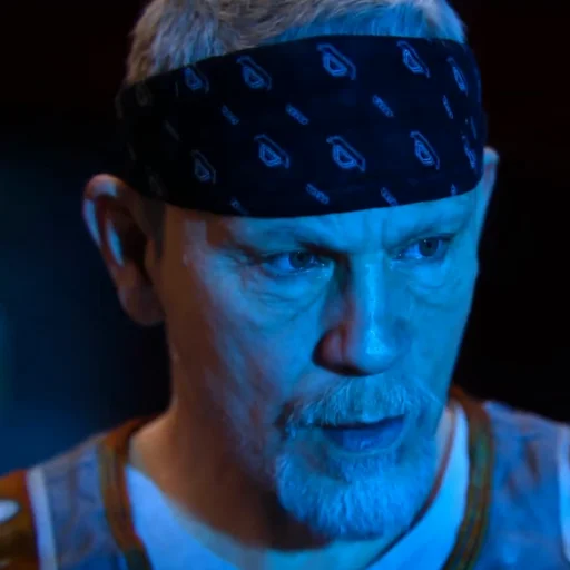 Oz in his bandana, close-up from the intro cinematic, Outbreak, Call of Duty Advanced Warfare Zombies
